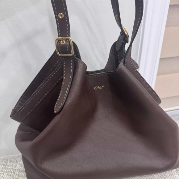 Coach Handbags - Coach Dark Brown Leather Shoulder Bag